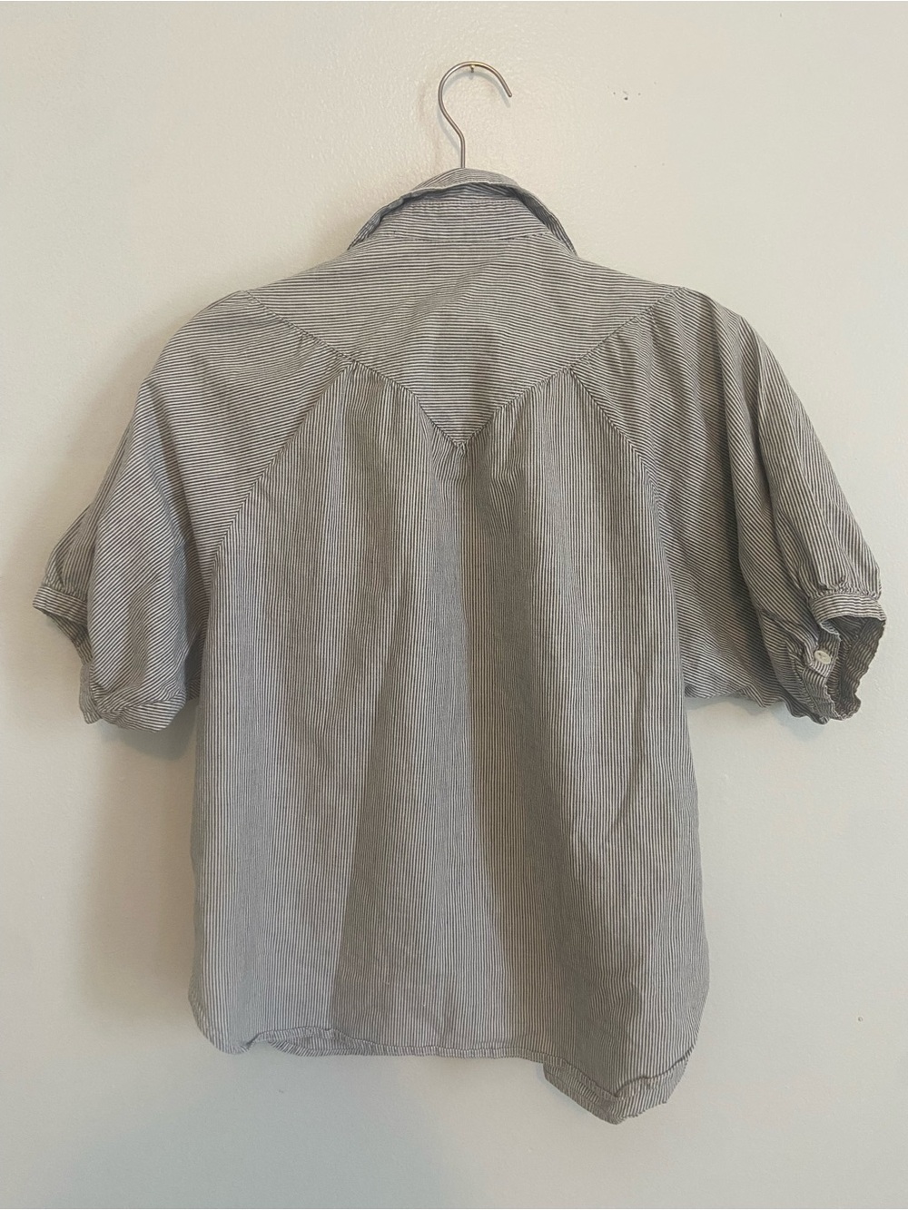 Vintage Kangde Gray & White Pinstripe Button-Down Shirt - Size S - Picture 2 of 3